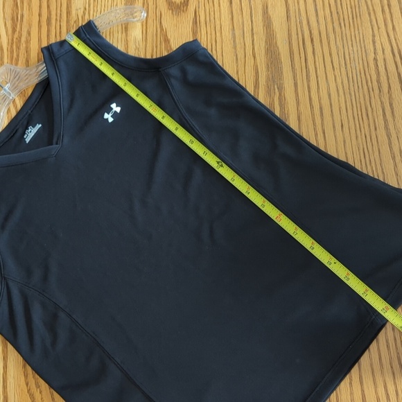 Under Armour Sleeveless V Neck Athletic Golf Tennis Tank Top Size M Black - Picture 6 of 6
